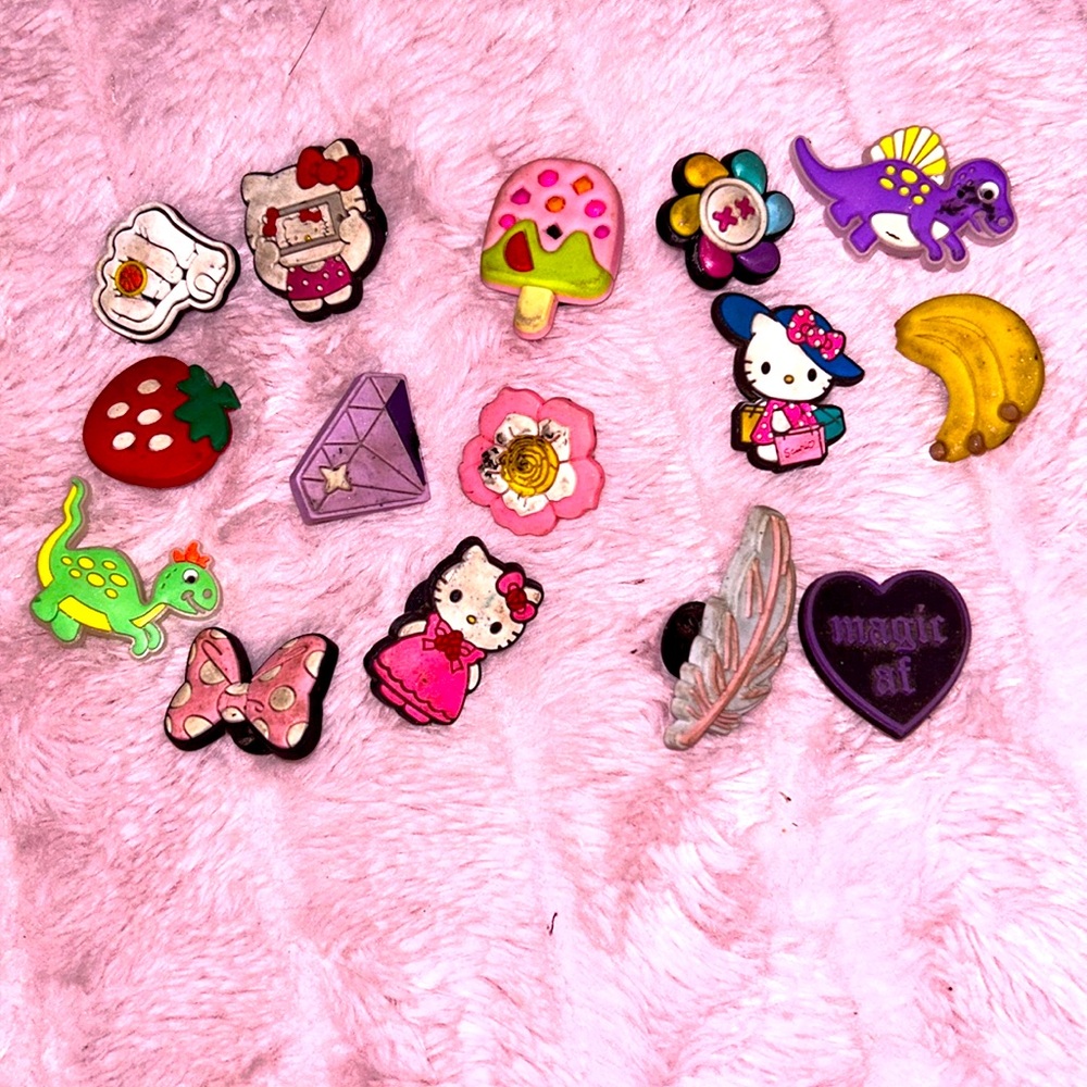 CROC charms
